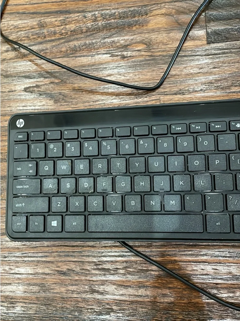 HP Slim Wired Full-Size Black USB Keyboard with Numeric Keypad